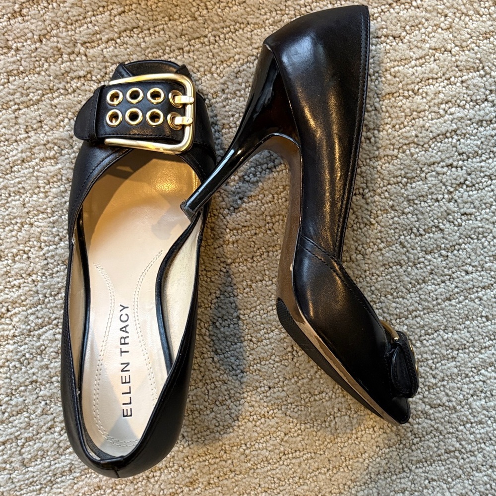 Ellen Tracy Black Heels with Gold Accents
